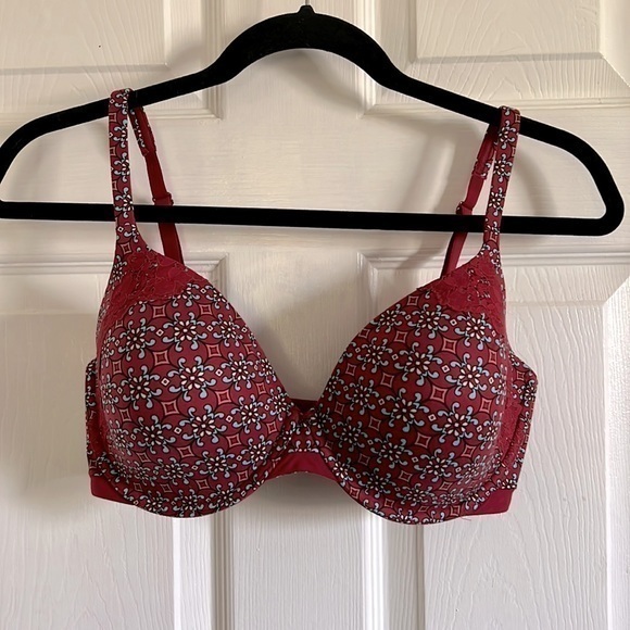 Victoria’s Secret lined perfect coverage red underwire convertible strap 32DDD - Picture 1 of 5